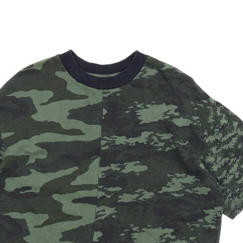 Preworn Mens Green Camouflage   T-Shirt Size XS