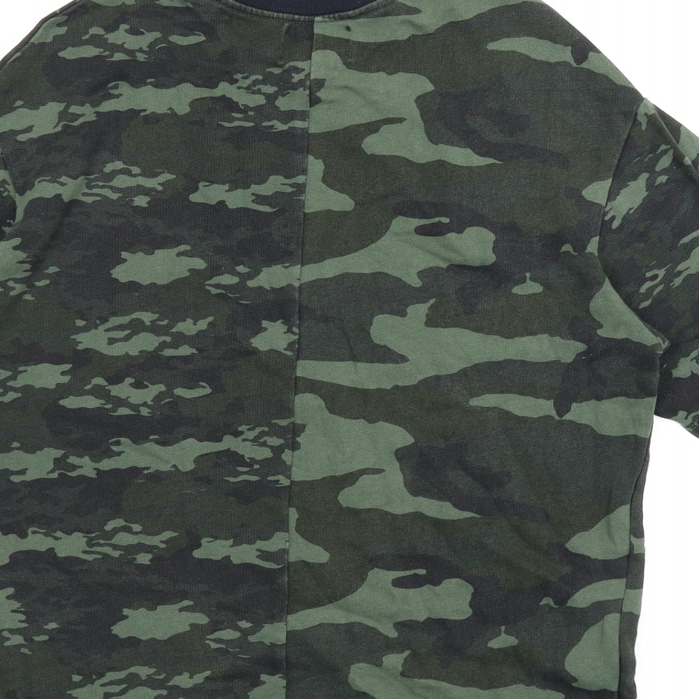 Preworn Mens Green Camouflage   T-Shirt Size XS