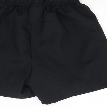 Umbro Boys Black   Bermuda Shorts Size 4-5 Years - Man City FC