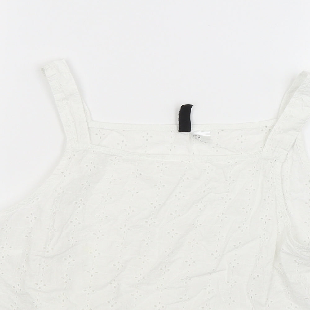 Divided Womens White   Cropped Tank Size 14