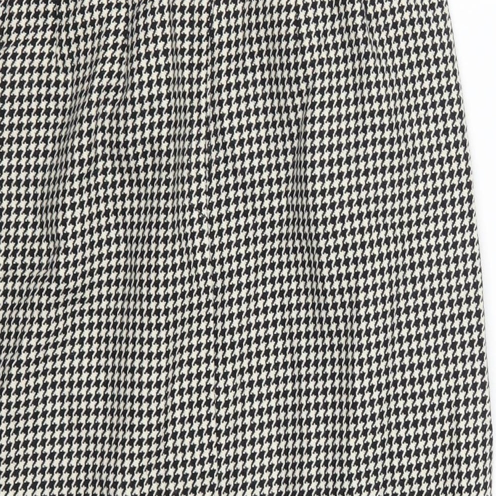 Womens UK Size 28 in Preworn Straight & Pencil  Skirt