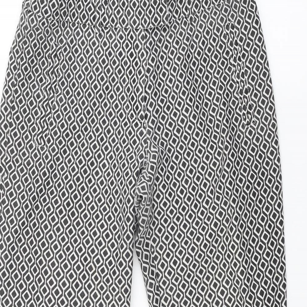 Doti Womens White Argyle/Diamond  Trousers  Size 8 L26 in