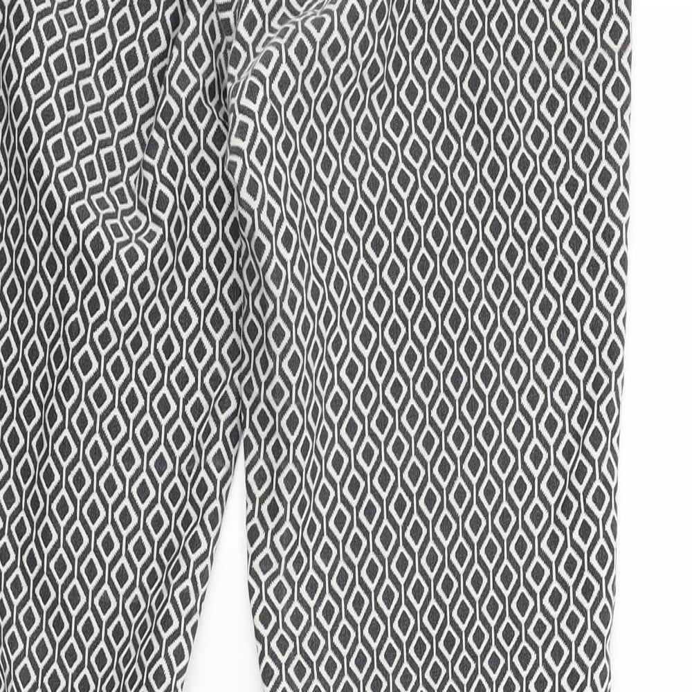 Doti Womens White Argyle/Diamond  Trousers  Size 8 L26 in