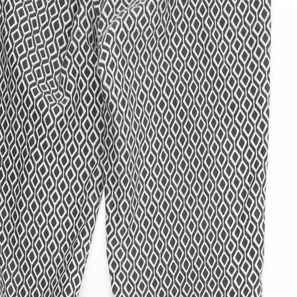 Doti Womens White Argyle/Diamond  Trousers  Size 8 L26 in