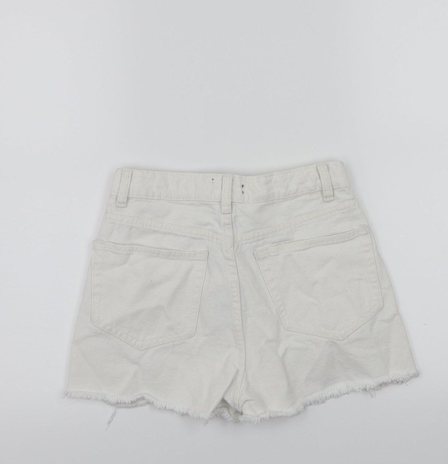Boohoo Womens White   Bermuda Shorts Size 6