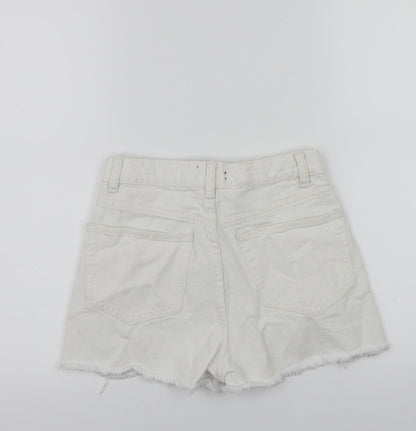 Boohoo Womens White   Bermuda Shorts Size 6