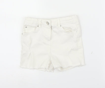 I love Girlswear Girls White  Denim Mom Shorts Size 7 Years