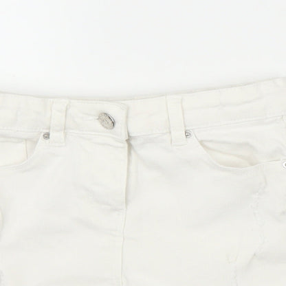I love Girlswear Girls White  Denim Mom Shorts Size 7 Years