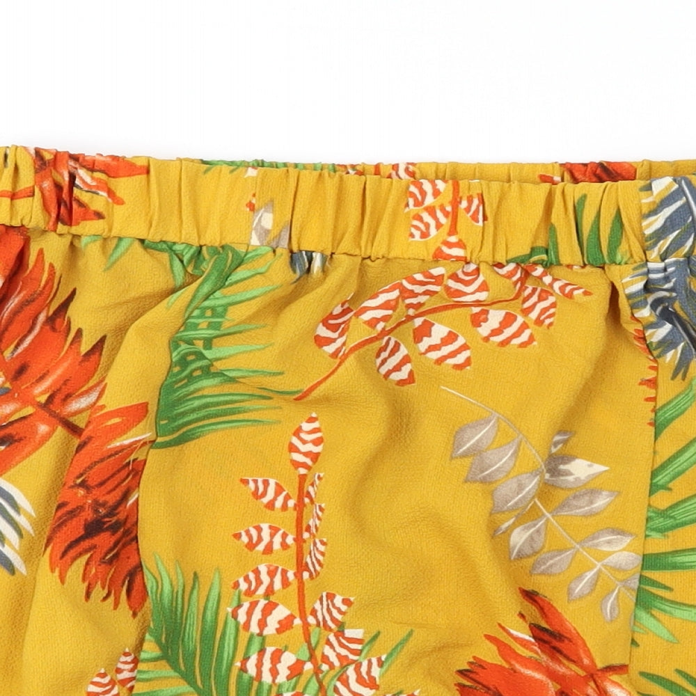 Womens UK Size S Preworn Regular Fit Utility Shorts