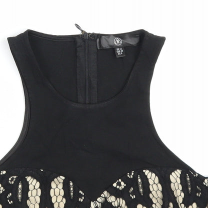 Womens UK Size 12 Missguided Black Cropped Blouse