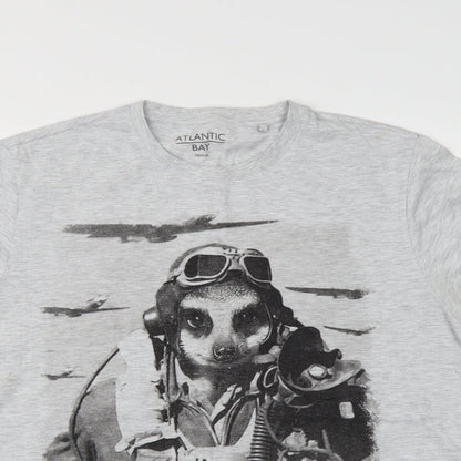 Atlantic Bay Mens Grey    T-Shirt Size M