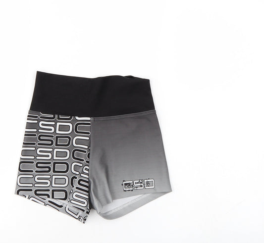 Womens UK Size 6 Preworn Regular Fit Hot Pants Shorts