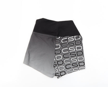 Womens UK Size 6 Preworn Regular Fit Hot Pants Shorts