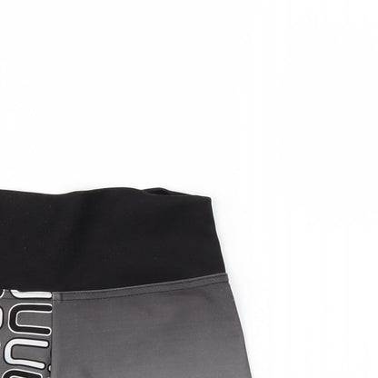 Womens UK Size 6 Preworn Regular Fit Hot Pants Shorts