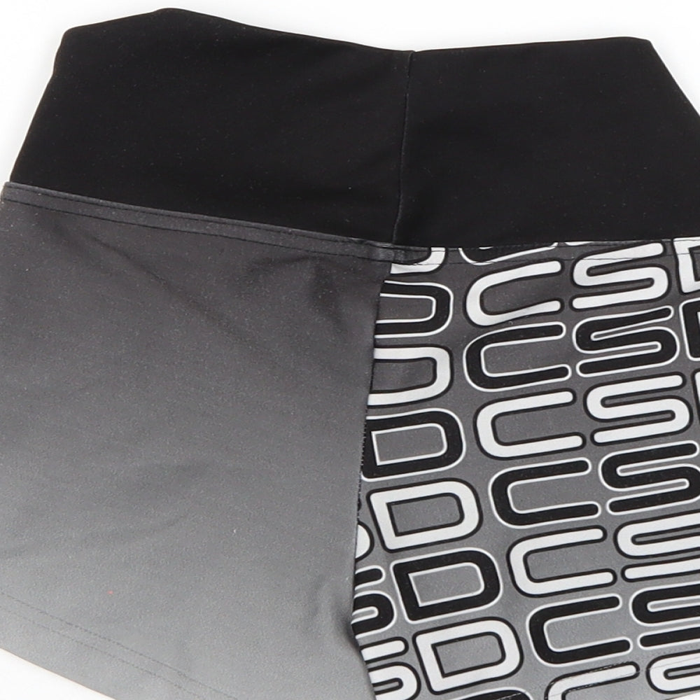 Womens UK Size 6 Preworn Regular Fit Hot Pants Shorts