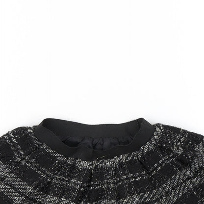 Preworn Girls Black   Flare Skirt Size 4 Years