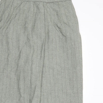Womens UK Size 16 Preworn Regular Fit  Green Trousers