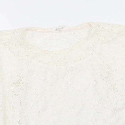 H&M Girls White Floral  Basic T-Shirt Size 10-11 Years
