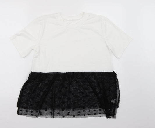 Womens UK Size S Preworn White Basic T-Shirt