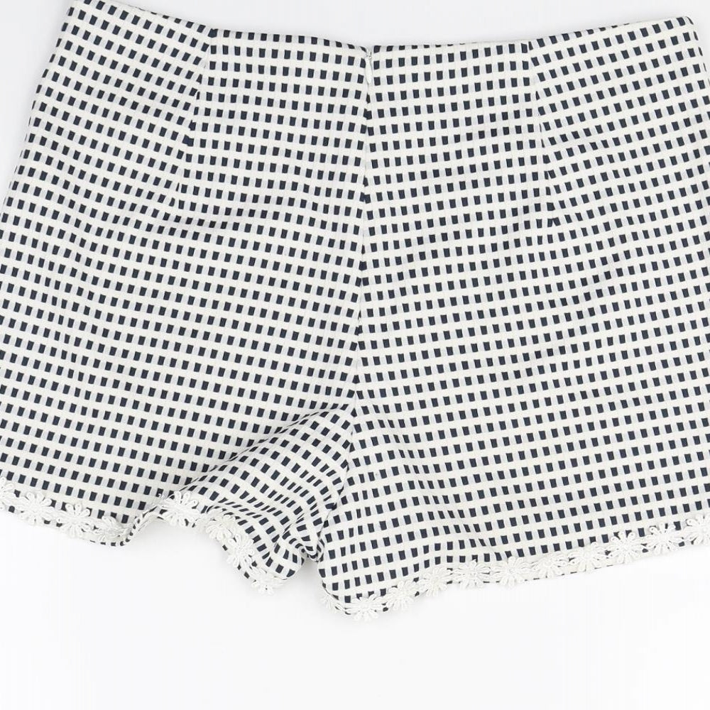 MINKPINK Womens White Plaid  Paperbag Shorts Size L