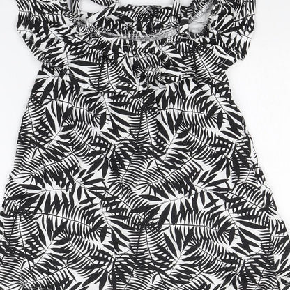 Preworn Girls Black Floral  Mini  Size 4 Years