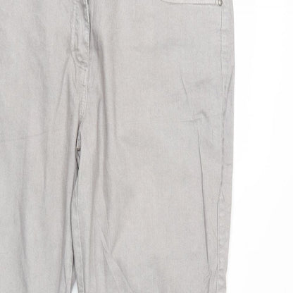 Womens UK Size  Preworn Regular Fit Cropped Grey Jeans