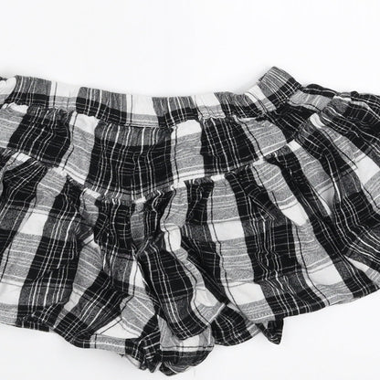 NEXT Girls Black Plaid  Hot Pants Shorts Size 7 Years