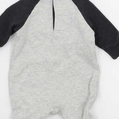Matalan Baby Grey Geometric Jersey Babygrow One-Piece Size 0-3 Months  - Polar Bear