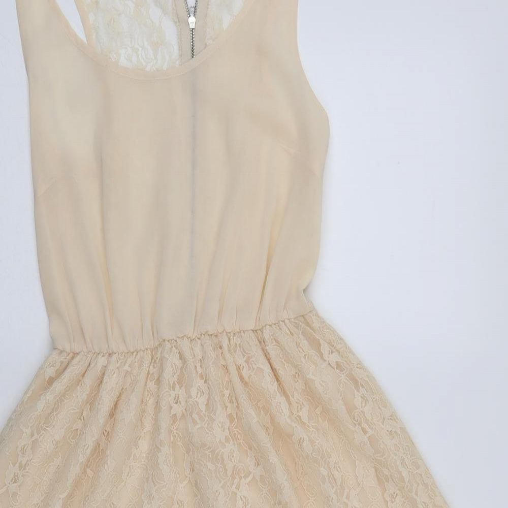 Divided Womens Ivory Floral  Ball Gown  Size 8  - floral lace detail