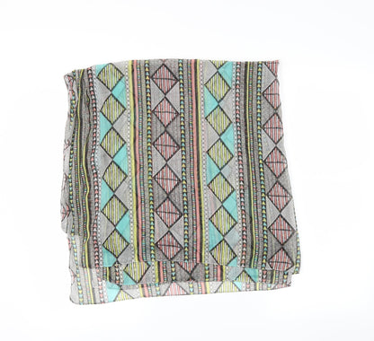 Preworn Womens Red Fair Isle   Shawl/Wrap