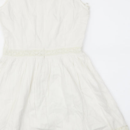 New Look Womens Ivory   Fit & Flare  Size 10
