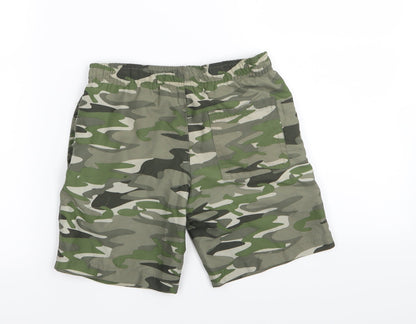 Store Twenty One Boys Green Camouflage  Cargo Shorts Size 3-4 Years