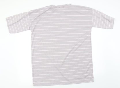 PRETTYLITTLETHING  Womens Green Striped  Basic T-Shirt Size 12