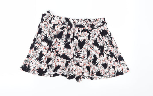 F&F Womens Black Floral  Mom Shorts Size 10