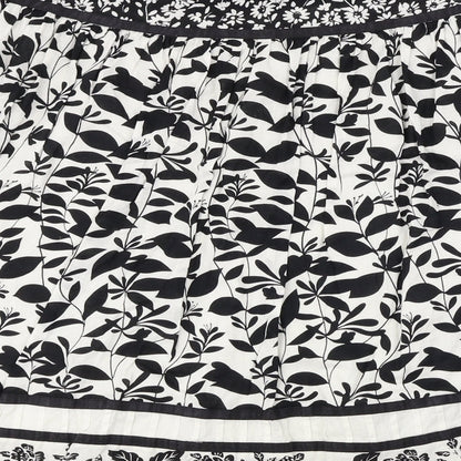 New Look  Womens Black Floral  A-Line Skirt Size 34 in