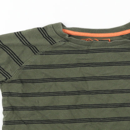 Urban Department  Boys Green   Basic T-Shirt Size 6 Years