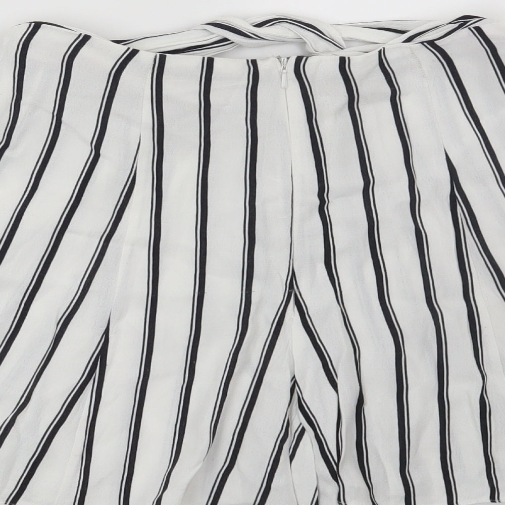 Miss Selfridge Womens White Striped  Hot Pants Shorts Size 6