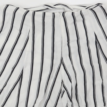Miss Selfridge Womens White Striped  Hot Pants Shorts Size 6