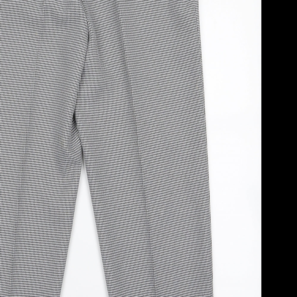 Womens UK Size 16 Preworn Regular Fit  White Trousers