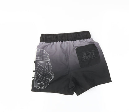 TU Boys Black   Sweat Shorts Size 5 Years
