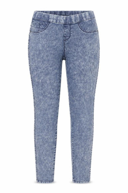 Front view of Denim & Co. women’s blue denim jegging jeans, size UK 4, 27-inch leg