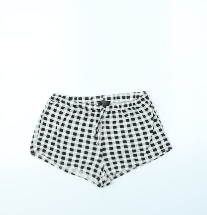 Girls On Film Womens Black Herringbone  Cut-Off Shorts Size 12