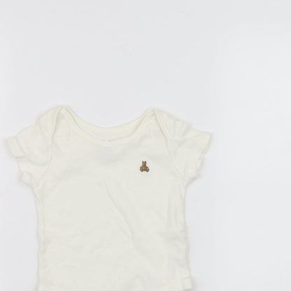 Gap Baby White   Basic T-Shirt Size 3-6 Months