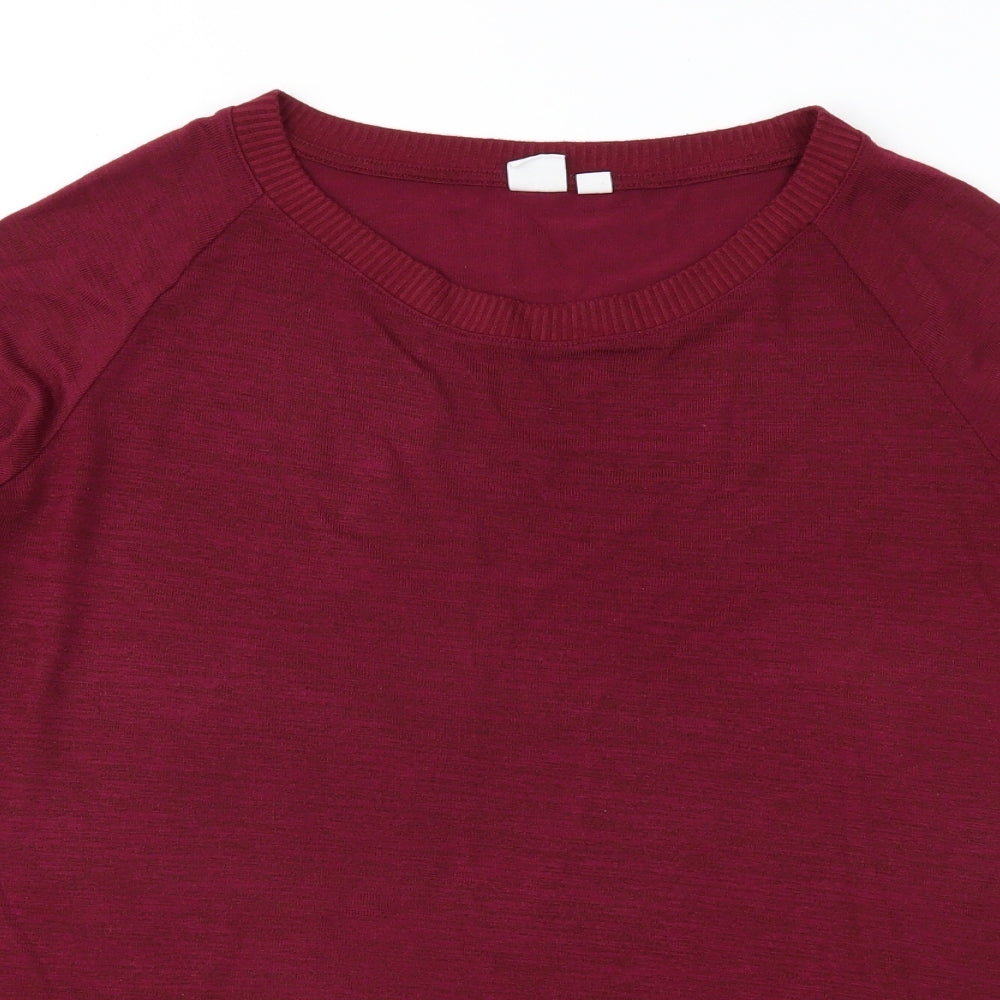Close-up detail of Gap women’s purple jumper, size M