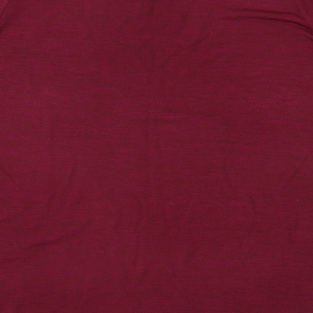 Brand and care label for Gap women’s purple jumper, size M