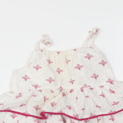 Preworn Girls White Floral  Trapeze & Swing  Size 12-18 Months