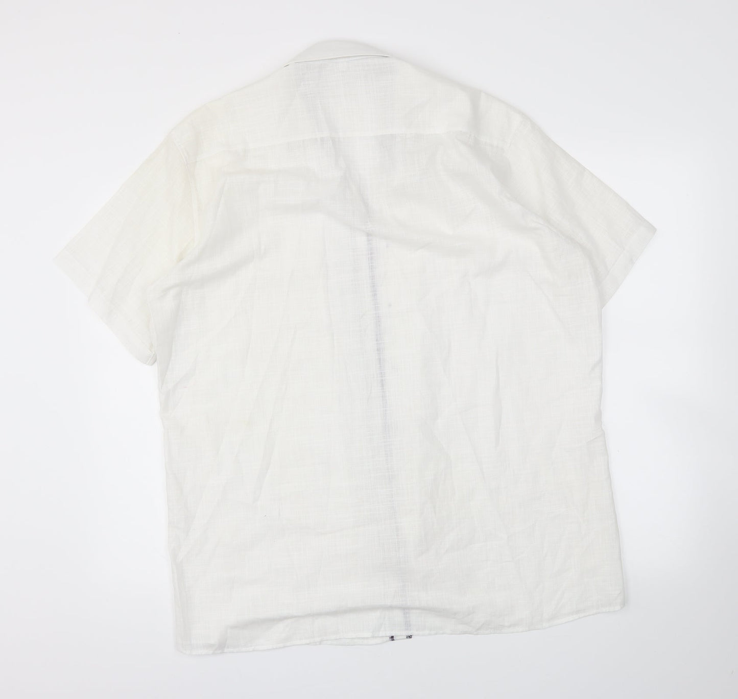 Preworn Mens White    Button-Up Size L