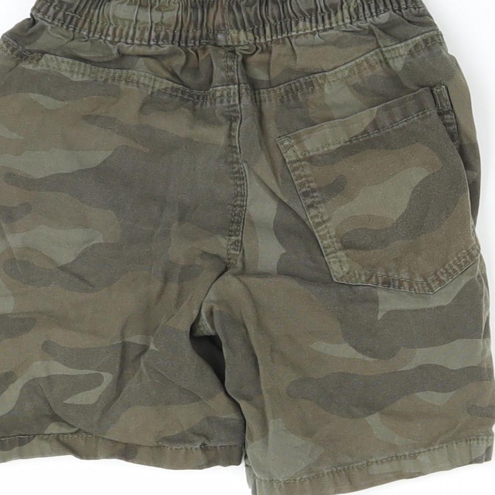 Primark Boys Green Camouflage  Bermuda Shorts Size 2-3 Years
