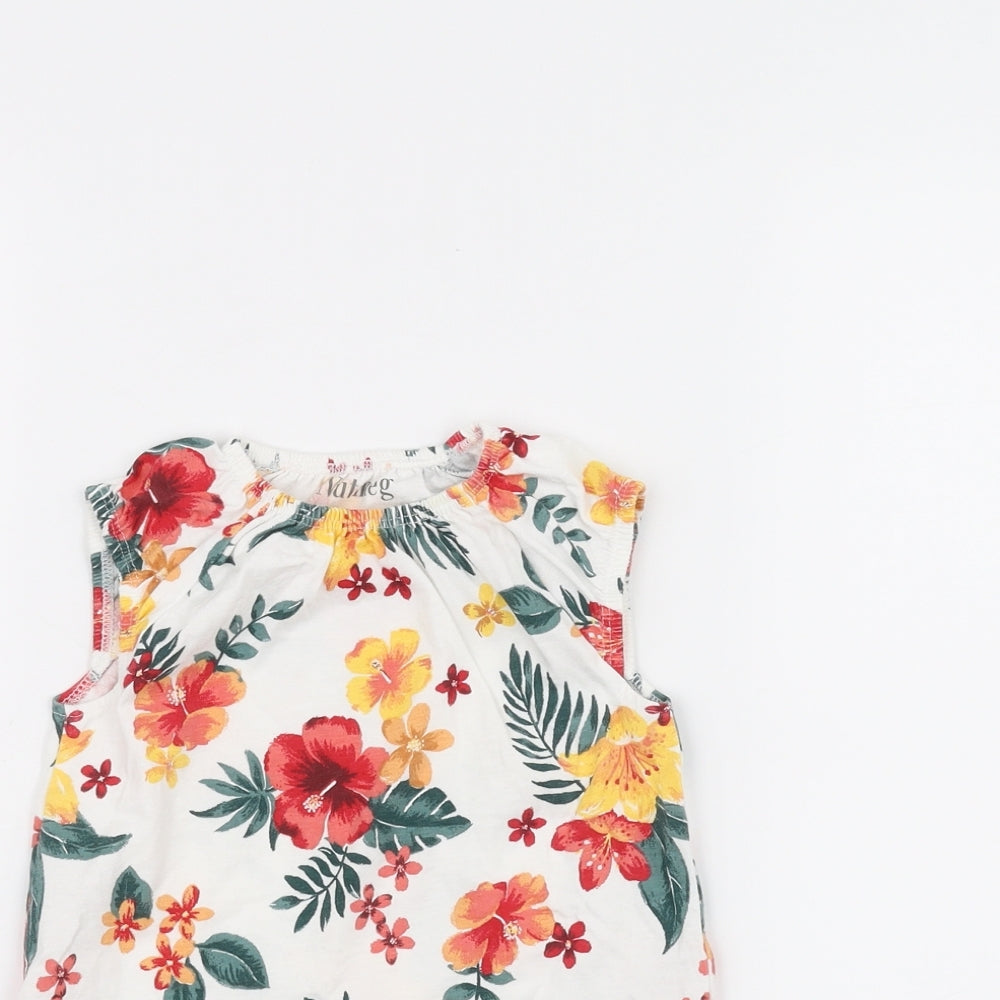 Nutmeg Baby White Floral  Basic T-Shirt Size 12-18 Months