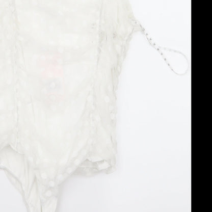 Womens UK Size 12 Preworn White Cropped Blouse